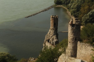 Devin Castle